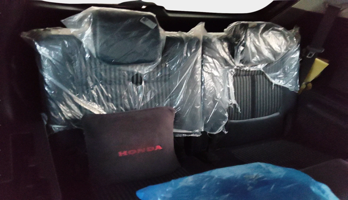 2023 KIA CARENS PRESTIGE PLUS 1.5 PETROL IMT 7 STR, Petrol, Manual, 34,839 km, interior