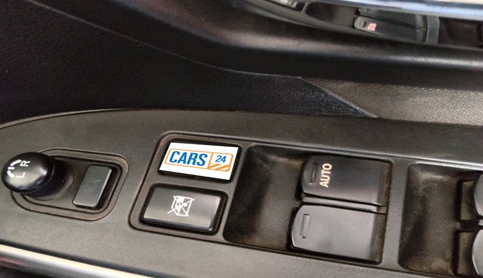 2015 Maruti S Cross ZETA 1.3, Diesel, Manual, 54,357 km, interior