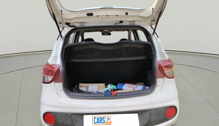 2017 Hyundai Grand i10 ASTA 1.2 KAPPA VTVT, Petrol, Manual, 31,970 km, exterior