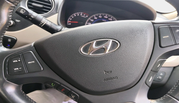 2017 Hyundai Grand i10 ASTA 1.2 KAPPA VTVT, Petrol, Manual, 31,970 km, interior