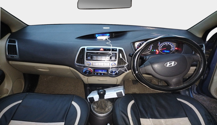 2013 Hyundai i20 MAGNA 1.2, Petrol, Manual, 57,390 km, interior