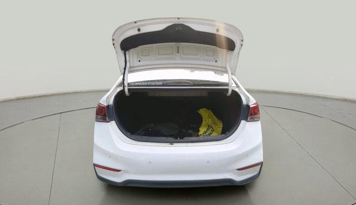 2017 Hyundai Verna 1.6 VTVT SX O, Petrol, Manual, 44,161 km, exterior