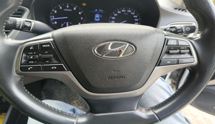 2017 Hyundai Verna 1.6 VTVT SX O, Petrol, Manual, 44,161 km, interior