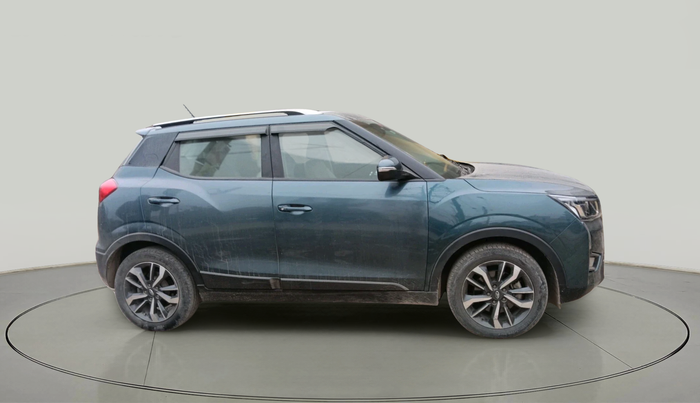 2019 Mahindra XUV300 W8 (O) 1.5 DIESEL, Diesel, Manual, 1,26,606 km, exterior