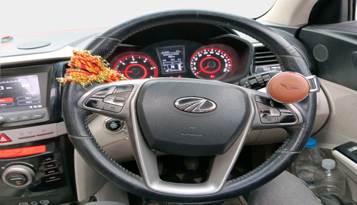 2019 Mahindra XUV300 W8 (O) 1.5 DIESEL, Diesel, Manual, 1,26,606 km, interior