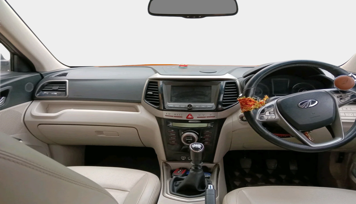 2019 Mahindra XUV300 W8 (O) 1.5 DIESEL, Diesel, Manual, 1,26,606 km, interior