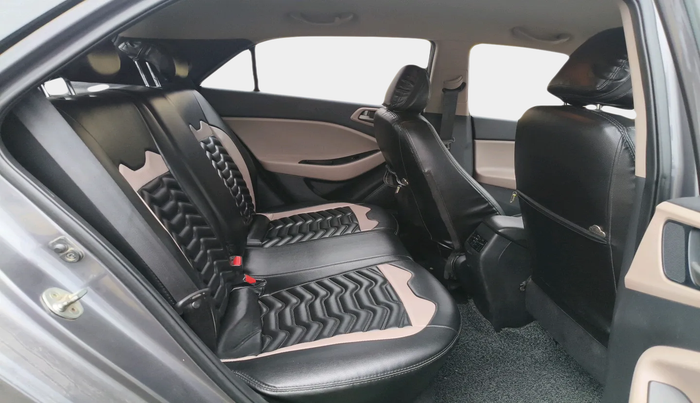 2016 Hyundai Elite i20 ASTA 1.2 (O), Petrol, Manual, 87,396 km, interior