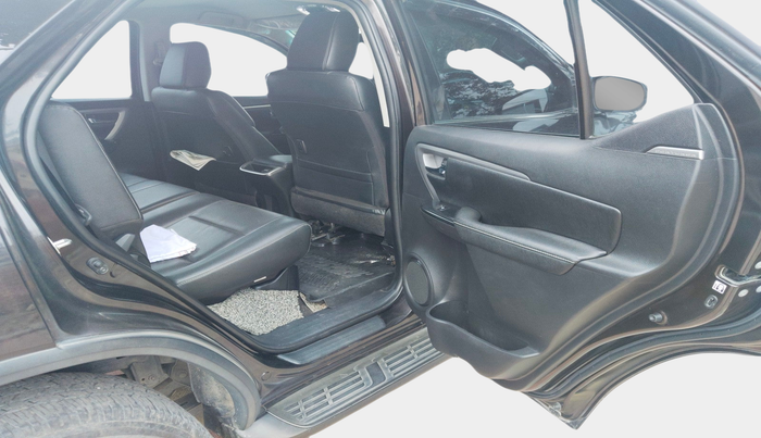 2021 Toyota Fortuner 2.8 4X2 MT, Diesel, Manual, 67,862 km, interior