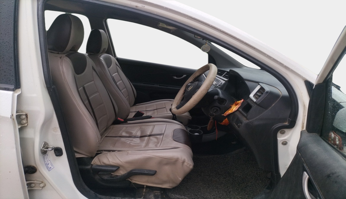 2016 Honda BR-V 1.5L I- DTEC S, Diesel, Manual, 1,16,979 km, interior