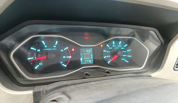 2020 Mahindra Scorpio S11 2WD, Diesel, Manual, 77,767 km, interior