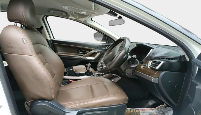 2019 Tata Harrier XZ 2.0L, Diesel, Manual, 81,460 km, interior