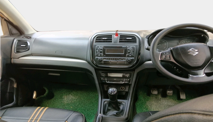 2018 Maruti Vitara Brezza ZDI, Diesel, Manual, 65,667 km, interior