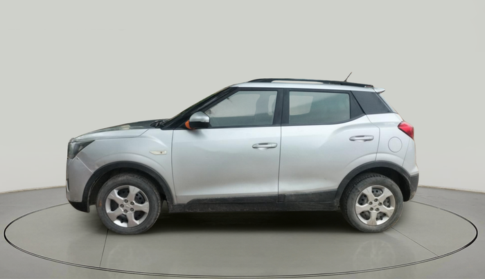 2019 Mahindra XUV300 W6 1.5 DIESEL, Diesel, Manual, 87,385 km, exterior