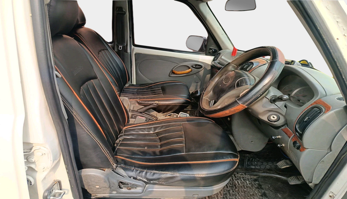2011 Mahindra Scorpio LX, Diesel, Manual, 1,86,068 km, interior