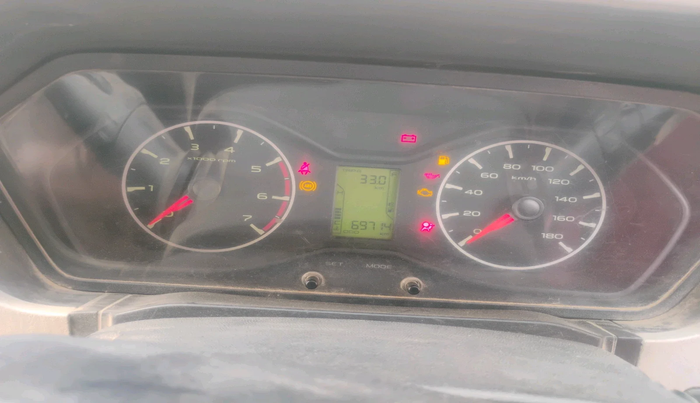 2019 Mahindra Scorpio S5, Diesel, Manual, 69,714 km, interior