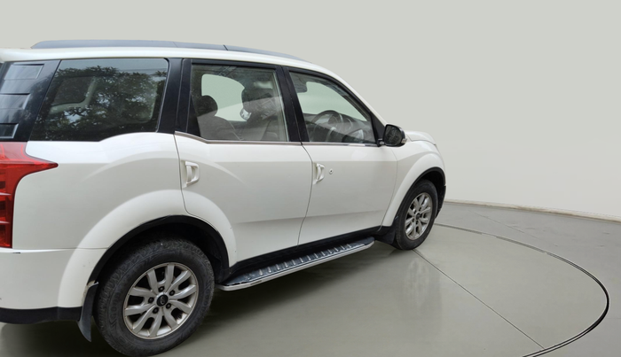 2015 Mahindra XUV500 W10, Diesel, Manual, 79,707 km, exterior