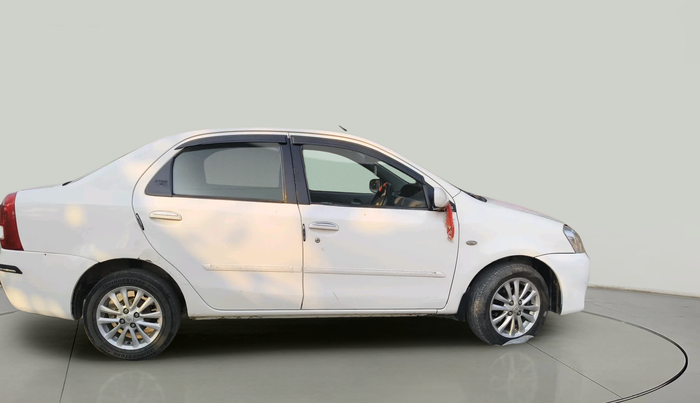 2011 Toyota Etios V, Petrol, Manual, 1,25,608 km, exterior