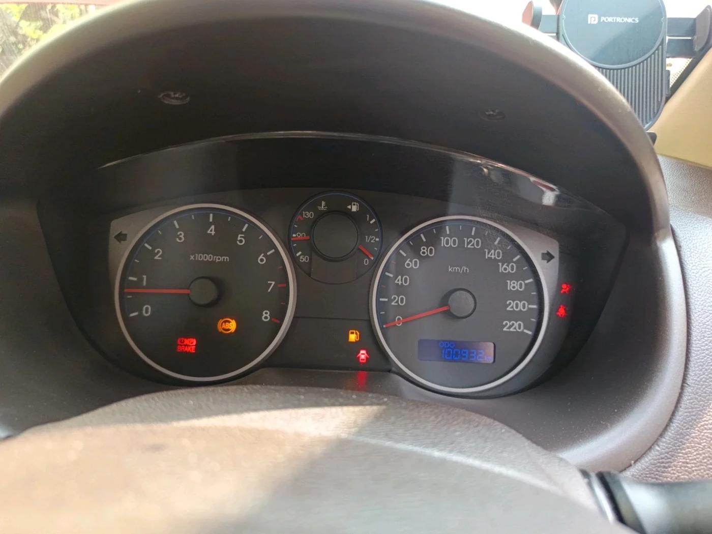2011 Hyundai i20 ASTA 1.2, Petrol, Manual, 1,00,932 km, interior