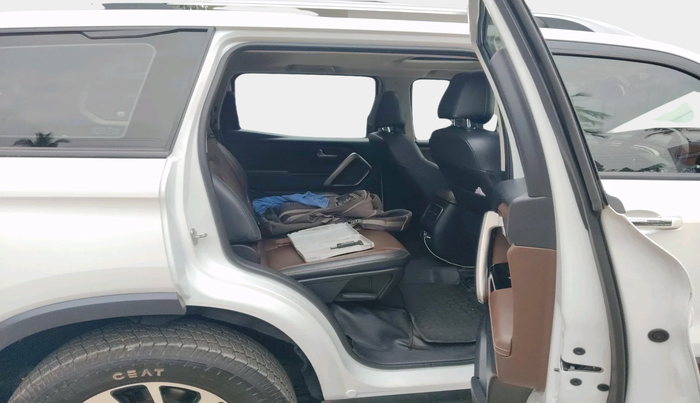 2022 Mahindra SCORPIO-N Z8 L DIESEL AT 2WD 7 STR, Diesel, Automatic, 76,019 km, interior