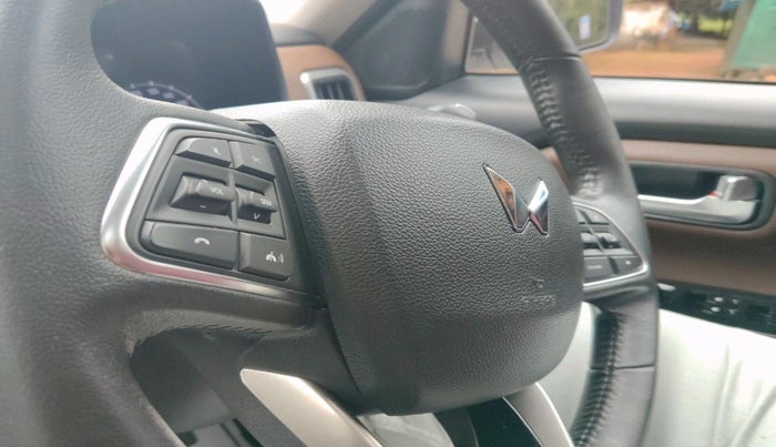 2022 Mahindra SCORPIO-N Z8 L DIESEL AT 2WD 7 STR, Diesel, Automatic, 76,019 km, interior