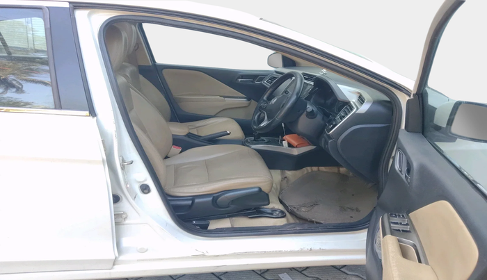 2017 Honda City 1.5L I-VTEC VX, Petrol, Manual, 2,25,575 km, interior