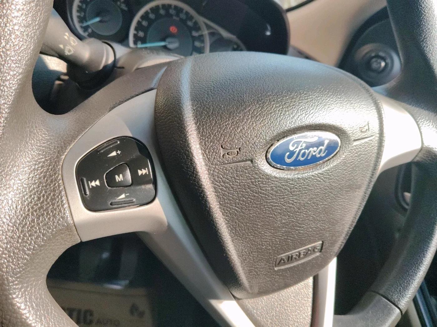 2017 Ford New Figo TITANIUM 1.2 PETROL MT, Petrol, Manual, 39,249 km, interior