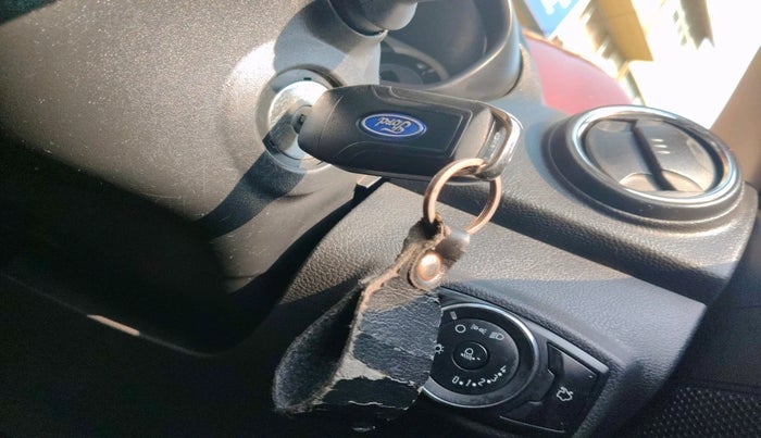 2017 Ford New Figo TITANIUM 1.2 PETROL MT, Petrol, Manual, 39,249 km, interior