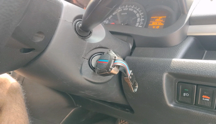 2017 Maruti Swift LXI (O), Petrol, Manual, 90,972 km, interior