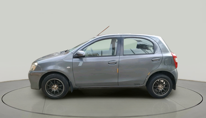 2013 Toyota Etios Liva GD, Diesel, Manual, 1,20,525 km, exterior