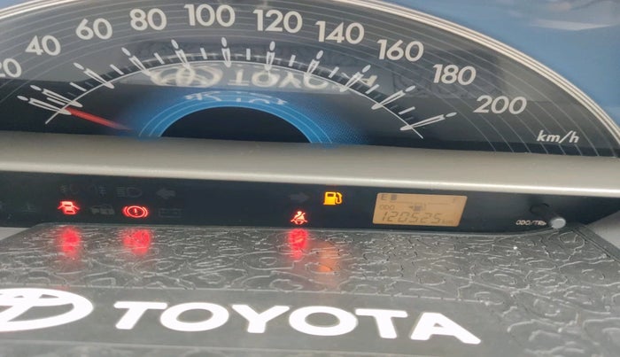 2013 Toyota Etios Liva GD, Diesel, Manual, 1,20,525 km, interior