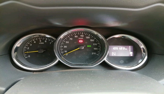 2016 Renault Duster 110 PS RXL 4X2 AMT, Diesel, Automatic, 1,05,123 km, interior