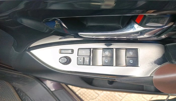 2018 Toyota Innova Crysta 2.4 ZX 7 STR, Diesel, Manual, 1,16,213 km, interior