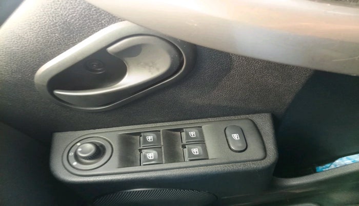 2019 Renault Duster 110 PS RXS MT DIESEL, Diesel, Manual, 75,875 km, interior