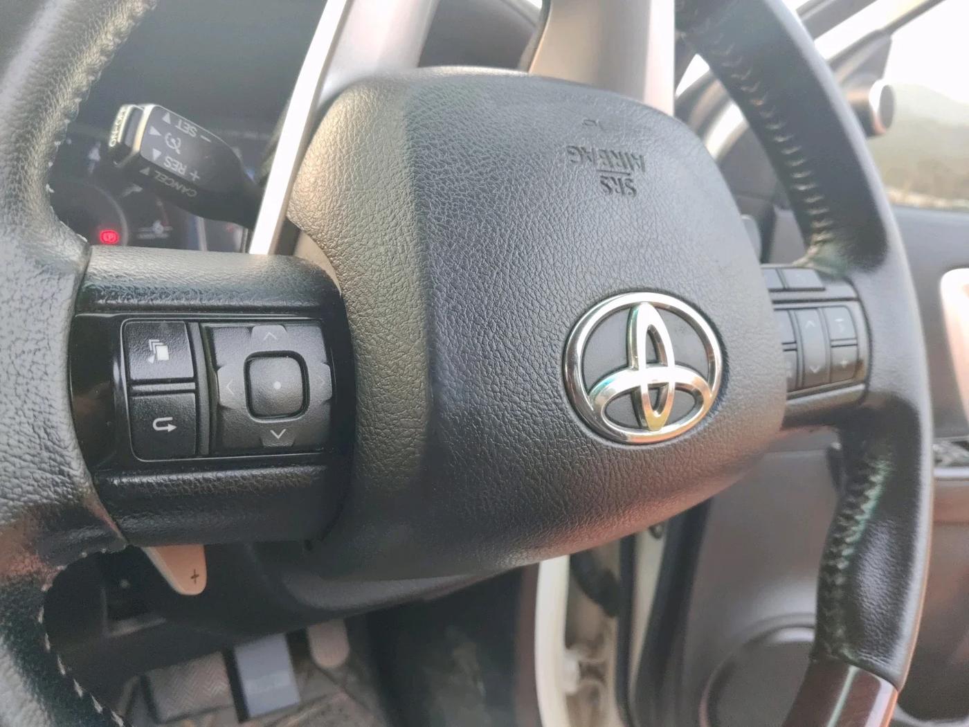 2017 Toyota Fortuner 2.8 4X2 AT, Diesel, Automatic, 1,08,000 km, interior