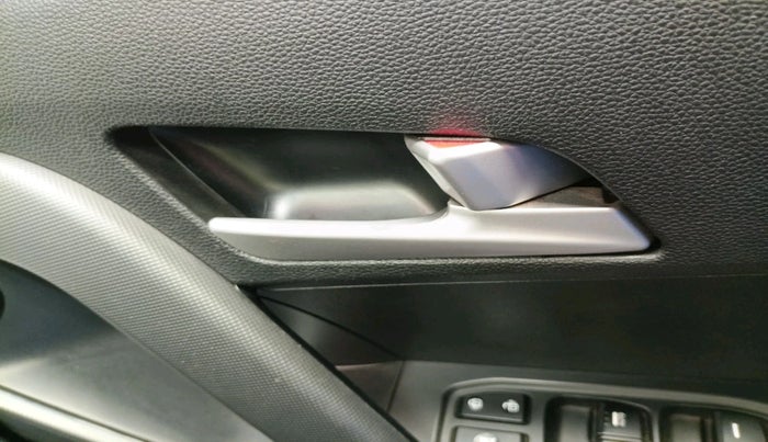 2018 Hyundai Creta SX 1.6 DIESEL DUAL TONE, Diesel, Manual, 59,163 km, interior