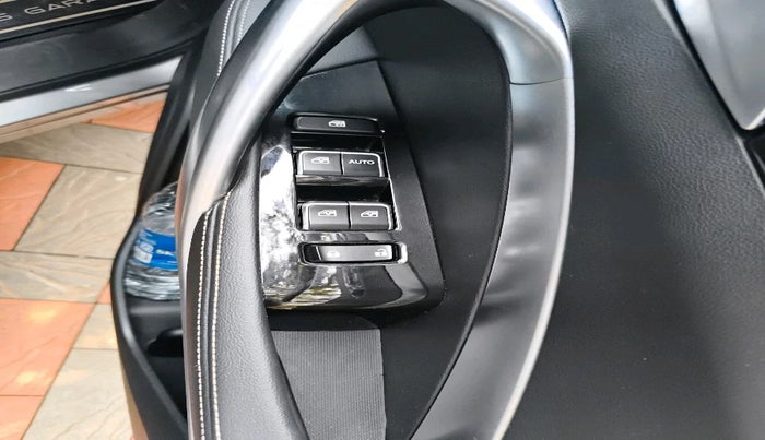 2019 MG HECTOR SHARP 1.5 DCT PETROL, Petrol, Automatic, 30,607 km, interior