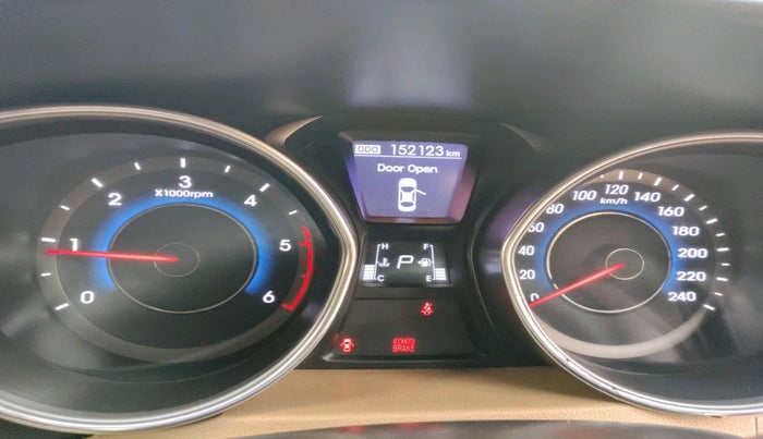 2014 Hyundai New Elantra 1.6 SX AT DIESEL, Diesel, Automatic, 1,52,123 km, interior