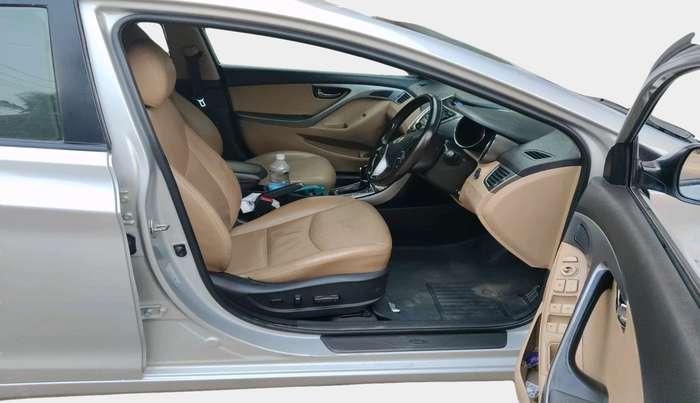 2014 Hyundai New Elantra 1.6 SX AT DIESEL, Diesel, Automatic, 1,52,123 km, interior