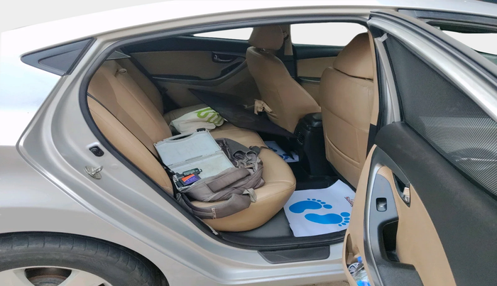 2014 Hyundai New Elantra 1.6 SX AT DIESEL, Diesel, Automatic, 1,52,123 km, interior