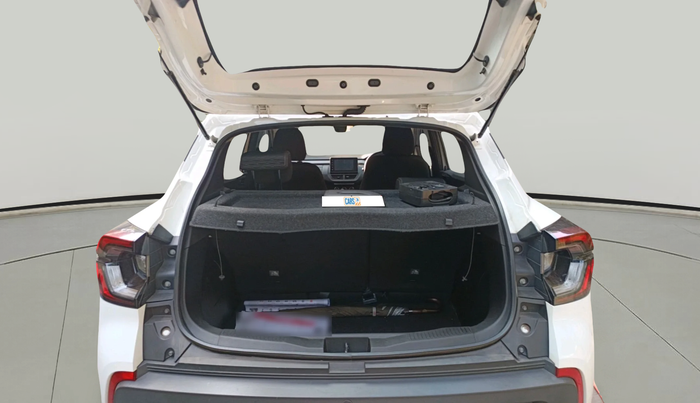 2022 Renault Kiger RXZ MT, Petrol, Manual, 43,367 km, exterior