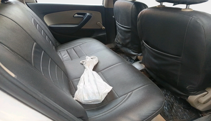 2013 Volkswagen Polo TRENDLINE 1.2L DIESEL, Diesel, Manual, 1,34,145 km, interior