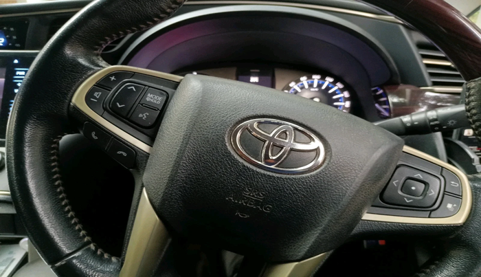 2017 Toyota Innova Crysta 2.4 VX 8 STR, Diesel, Manual, 2,54,892 km, interior