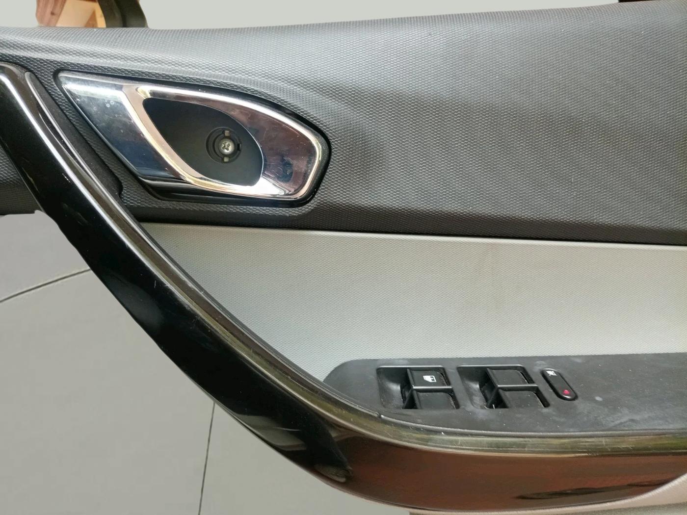 2020 Tata Tiago XZ PETROL, Petrol, Manual, 66,304 km, interior