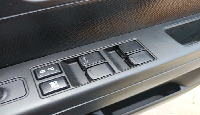 2024 Maruti New Wagon-R VXI 1.0, Petrol, Manual, 5,193 km, interior