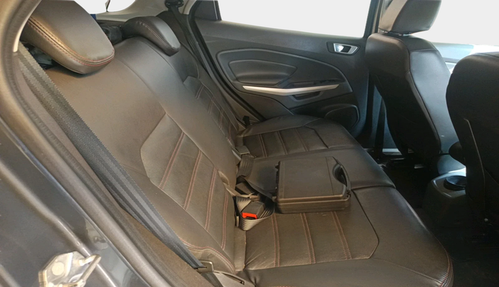 2016 Ford Ecosport TITANIUM 1.5L DIESEL, Diesel, Manual, 1,04,797 km, interior