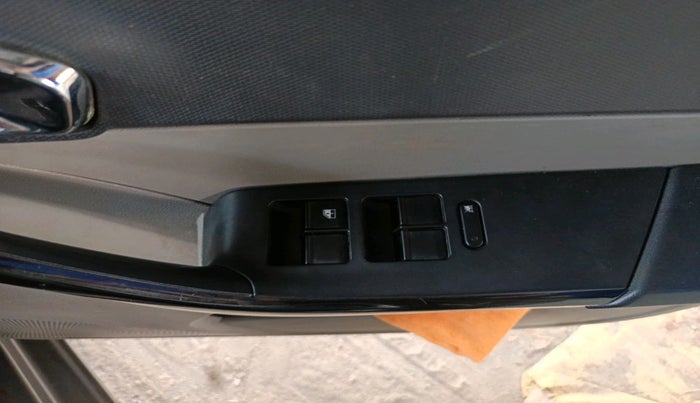 2019 Tata Tiago XZ PLUS PETROL, Petrol, Manual, 56,199 km, interior