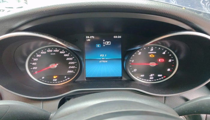 2019 Mercedes Benz C Class 300d AMG line, Diesel, Automatic, 67,964 km, interior