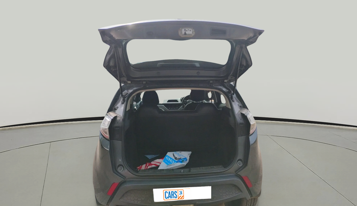 2018 Tata NEXON XM DIESEL, Diesel, Manual, 1,48,900 km, exterior