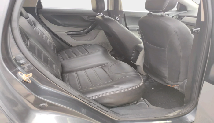 2018 Tata NEXON XM DIESEL, Diesel, Manual, 1,48,900 km, interior