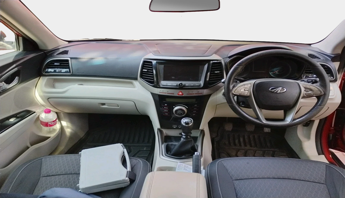 2020 Mahindra XUV300 W8 1.5 DIESEL, Diesel, Manual, 1,06,802 km, interior